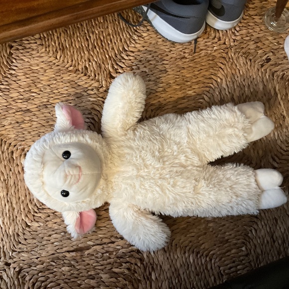Giant Lamb stuffy - Picture 1 of 1
